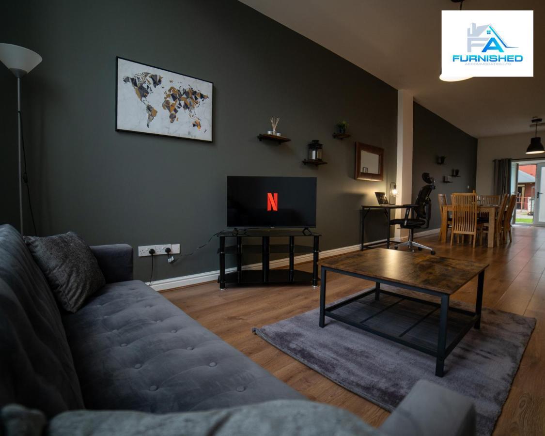 Contractor Stays By Furnished Accommodation Liverpool - Free Parking Buitenkant foto